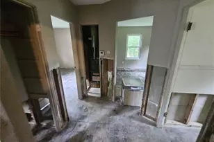 9801 Lorna Ln, Saint Louis, MO 63136 - Photo 9