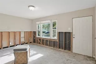 9801 Lorna Ln, Saint Louis, MO 63136 - Photo 5