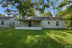 9801 Lorna Ln, Saint Louis, MO 63136 - Photo 3