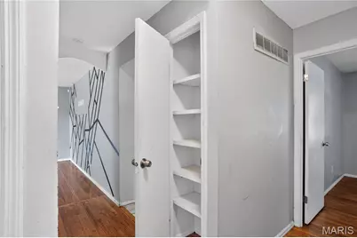 11874 Beckett Fall Road, Saint Louis, MO 63033 - Photo 33