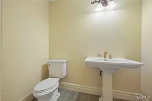 740 Stonebluff Ct, Chesterfield, MO 63005 - Photo 27