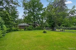 3722 Lawler Dr, Saint Louis, MO 63121 - Photo 9