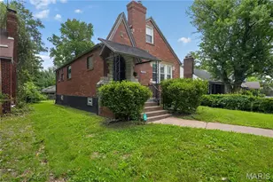 3722 Lawler Dr, Saint Louis, MO 63121 - Photo 3