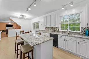 26 Harvestglen Ct, Saint Louis, MO 63141 - Photo 9