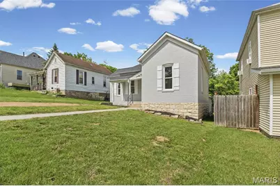 104 S 4th, De Soto, MO 63020 - Photo 3