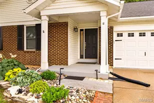 38 Barrington Dr, O'Fallon, MO 63376 - Photo 7