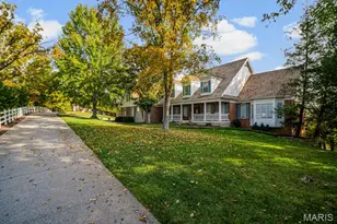 237 St Andrews Dr, Saint Albans, MO 63073 - Photo 3