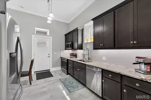 125 W Steins St, Saint Louis, MO 63111 - Photo 11