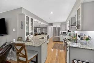 2316 Divot Dr, Crystal Lake Park, MO 63131 - Photo 23