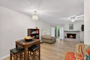 2029 Painted Leaf Dr, Saint Louis, MO 63043 - Photo 9