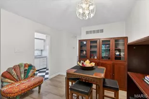 2029 Painted Leaf Dr, Saint Louis, MO 63043 - Photo 11