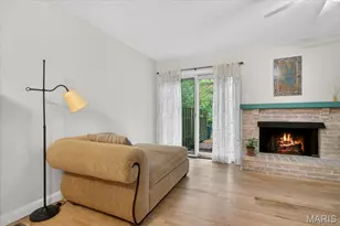 2029 Painted Leaf Dr, Saint Louis, MO 63043 - Photo 7