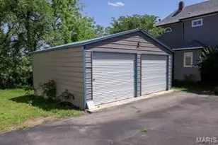422 N Frederick St, Cape Girardeau, MO 63701 - Photo 5