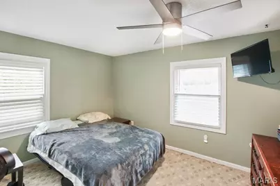 1066 Sun Meadow Road, Bourbon, MO 65441 - Photo 15