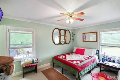 1066 Sun Meadow Road, Bourbon, MO 65441 - Photo 13