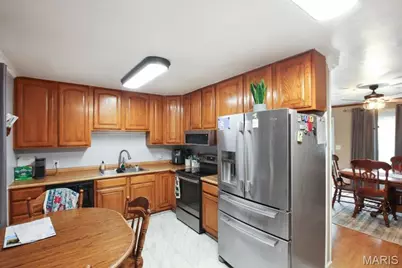 1066 Sun Meadow Road, Bourbon, MO 65441 - Photo 9