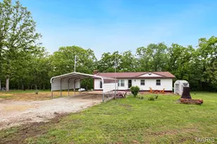 1066 Sun Meadow Rd, Bourbon, MO 65441 - Photo 1