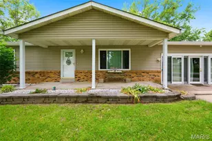 11 S Meadow Dr, O'Fallon, MO 63366 - Photo 25