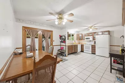 11 S Meadow Drive, O'Fallon, MO 63366 - Photo 31