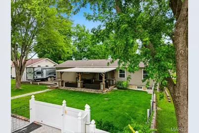 11 S Meadow Drive, O'Fallon, MO 63366 - Photo 5