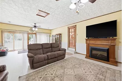 11 S Meadow Drive, O'Fallon, MO 63366 - Photo 37