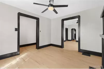 3630 Iowa Avenue, Saint Louis, MO 63118 - Photo 7