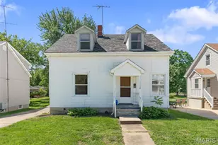 306 W 8th St, Washington, MO 63090 - Photo 1