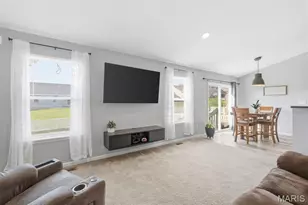 128 Champions Ln, Wentzville, MO 63385 - Photo 15