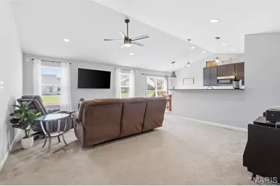 128 Champions Lane, Wentzville, MO 63385 - Photo 19