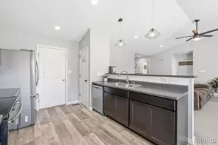 128 Champions Ln, Wentzville, MO 63385 - Photo 9