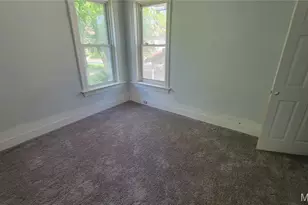 1215 Oakley Pl, Saint Louis, MO 63112 - Photo 13
