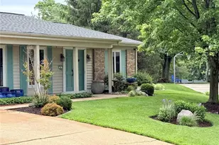 8 Sweet Meadows Ln, Ballwin, MO 63011 - Photo 7
