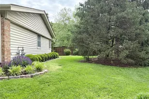 8 Sweet Meadows Ln, Ballwin, MO 63011 - Photo 29