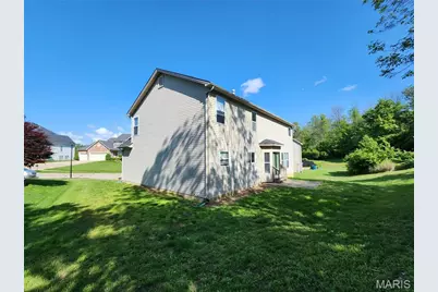 59 Charbonier Bluffs Drive, Florissant, MO 63031 - Photo 5