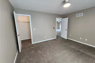59 Charbonier Bluffs Dr, Florissant, MO 63031 - Photo 31