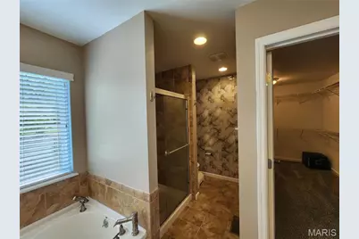 59 Charbonier Bluffs Drive, Florissant, MO 63031 - Photo 27