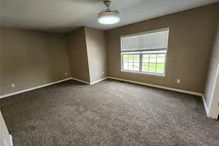59 Charbonier Bluffs Dr, Florissant, MO 63031 - Photo 21