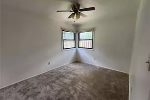 2917 Hubert Dr, Saint Louis, MO 63125 - Photo 9
