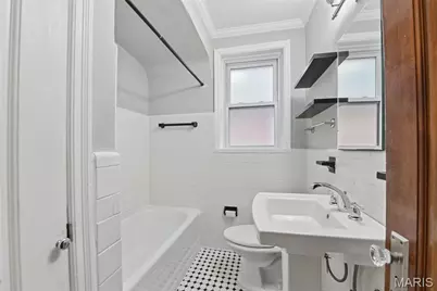 5746 Pernod Avenue, Saint Louis, MO 63139 - Photo 3