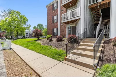 1948 Marine Terrace Drive #B, Saint Louis, MO 63146 - Photo 1