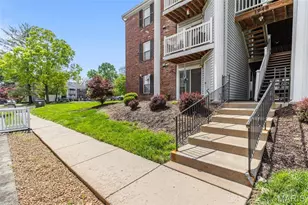 1948 Marine Terrace Dr, Saint Louis, MO 63146 - Photo 1