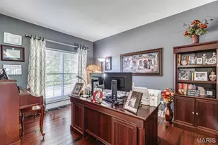 10 Deergrass Ct, Oakville, MO 63129 - Photo 7