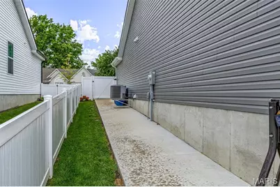 625 Lind Road, Unincorporated, MO 63125 - Photo 45