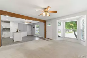 11844 Smoke Valley Ct, Maryland Heights, MO 63043 - Photo 7