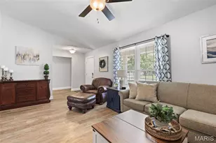 2854 Queen Bee Ln, Oakville, MO 63129 - Photo 13