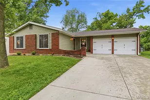 541 Braebridge Rd, Manchester, MO 63021 - Photo 1