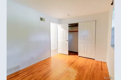 8700 S Laclede Station Road, Affton, MO 63123 - Photo 17