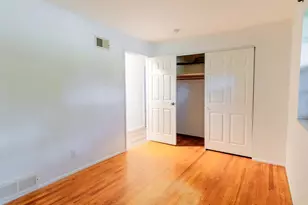 8700 S Laclede Station Rd, Unincorporated, MO 63123 - Photo 17