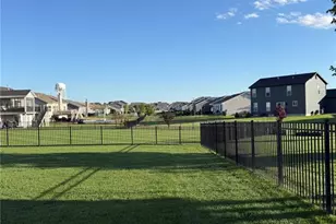 1427 Riverdale Manor, O'Fallon, MO 63366 - Photo 25