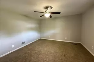 312 S Walker St, Montgomery City, MO 63361 - Photo 25